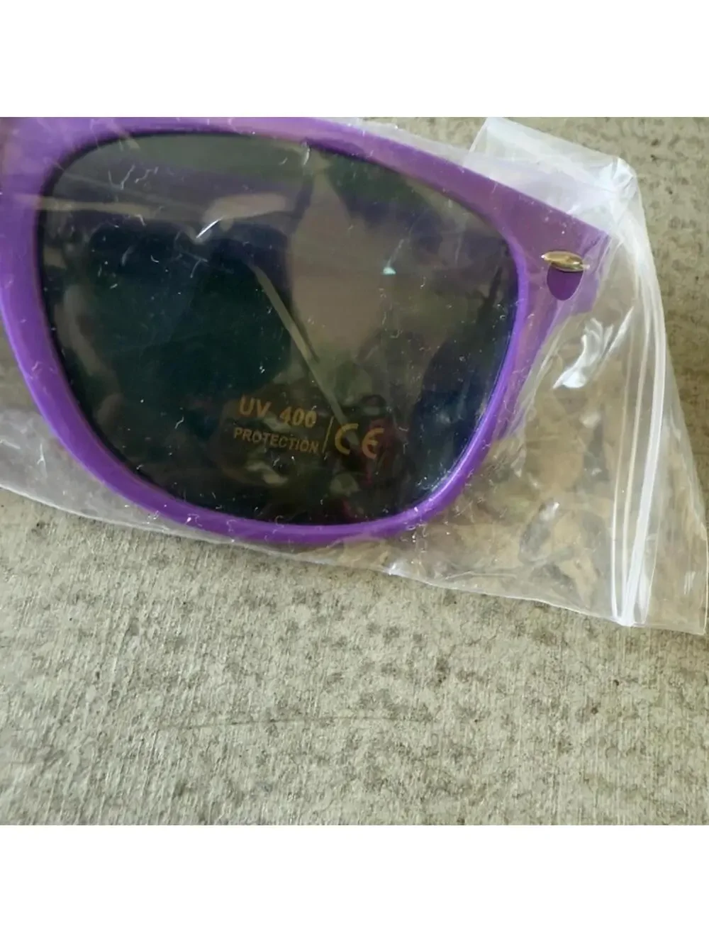 Retro Square Sunglasses / purple